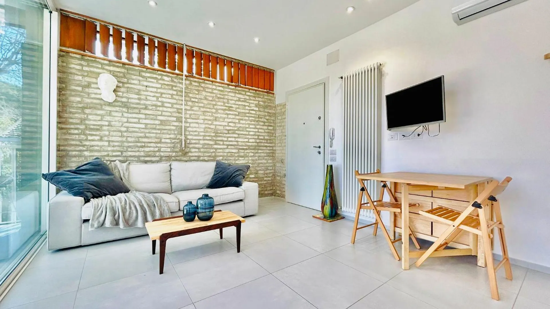 Filzi-Flexrent Abissinia Apartment Riccione Italy